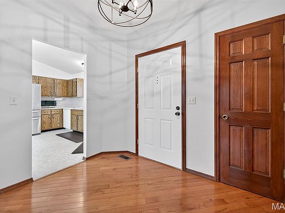 5th image of 2210 Riverwood Trails Dr