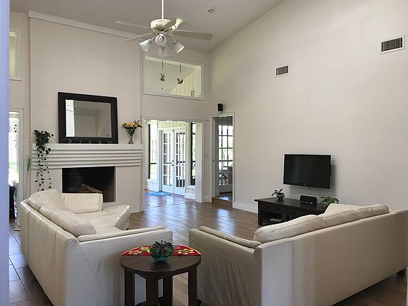 4th image of 654 Pine Shadow Ct