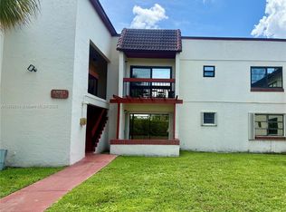 8650 SW 149th Ave APT 303, Miami, FL 33193