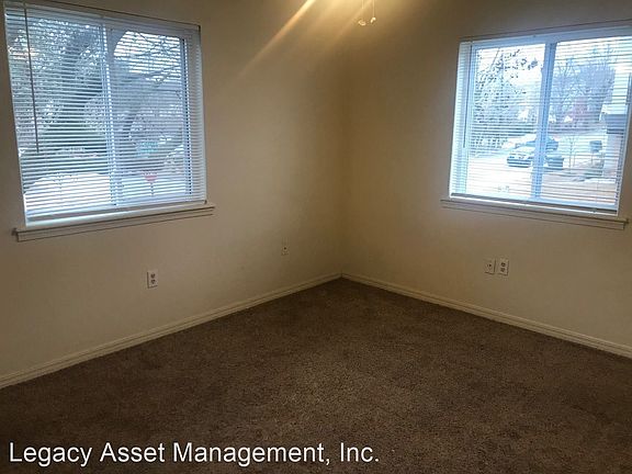 5th image of 1219 N Storer Ave APT 44