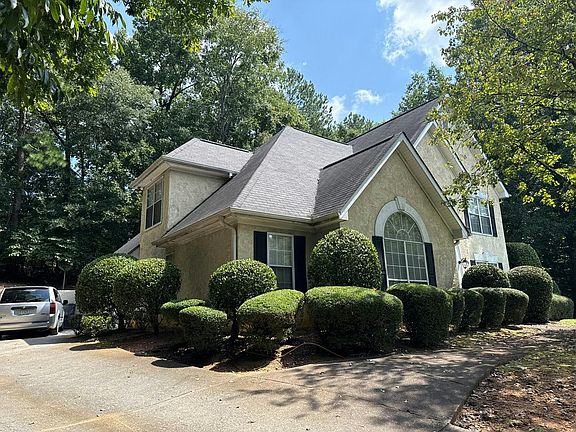 3rd image of 109 Willow Oak Ct