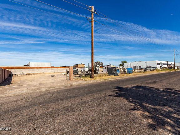 3rd image of 1830 W Fillmore Street #3