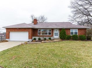 11808 Sunlind Dr, Saint Louis, MO 63127