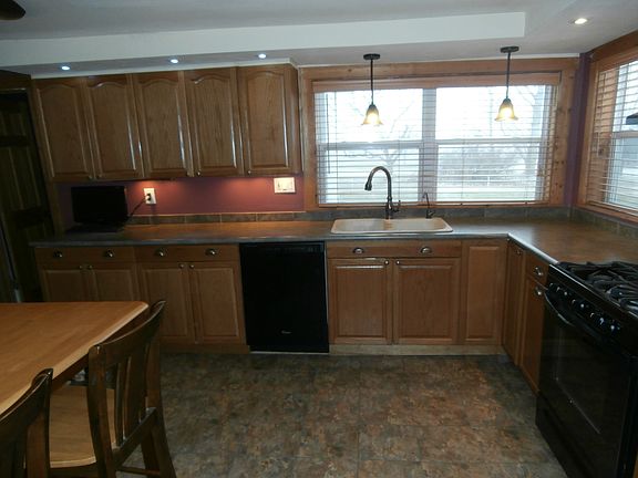 4th image of 16180 N 2120th Ave