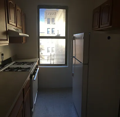 Rented by New Age Realty Group | media 11