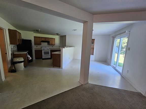 Kitchen and Breakfast Nook