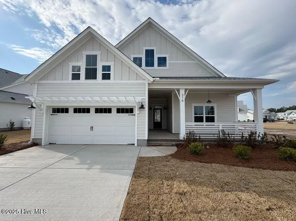 316 Bluebird Lane, Hampstead, NC 28443