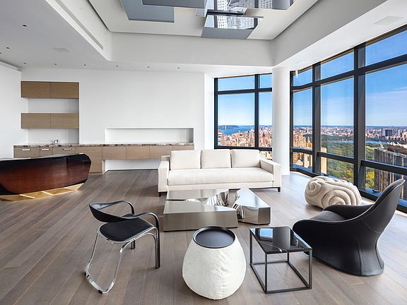 4th image of 25 Columbus Cir #St55d