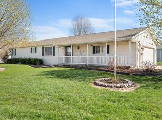 2211 Dewey St, Manitowoc, WI 54220