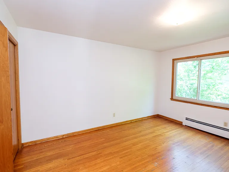 4330 Minnehaha Avenue — Photo 22