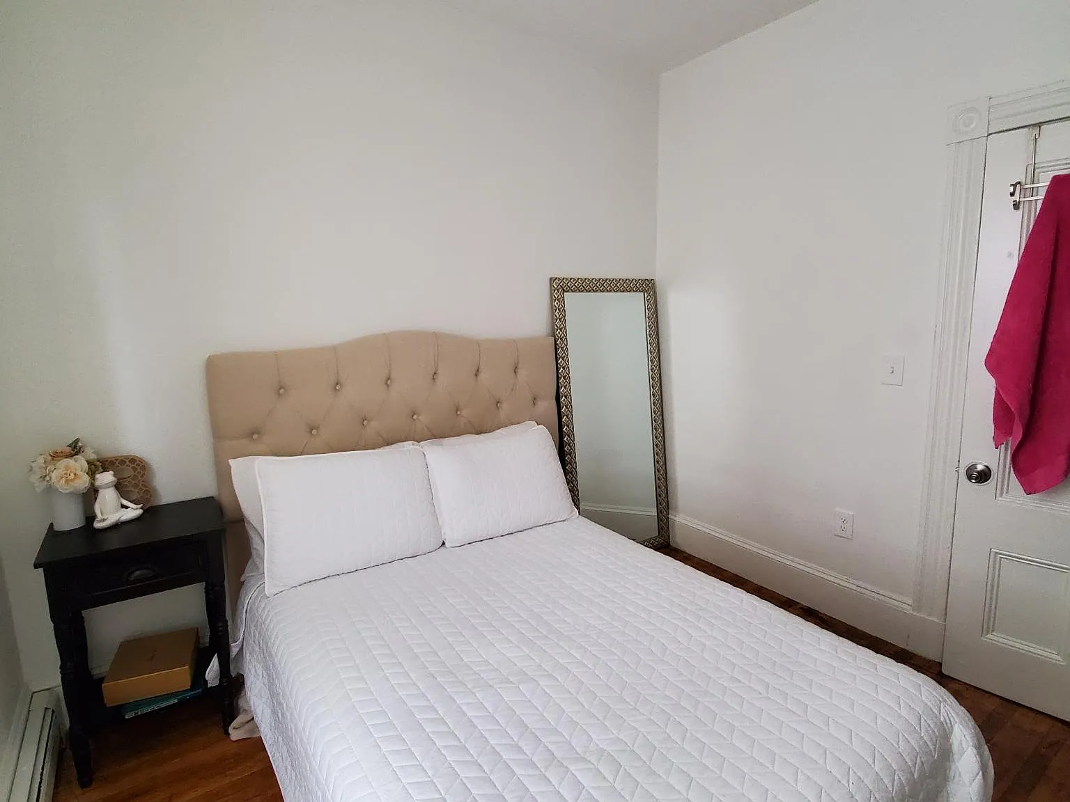 5 bed, 100 sqft, $750 — Photo 3