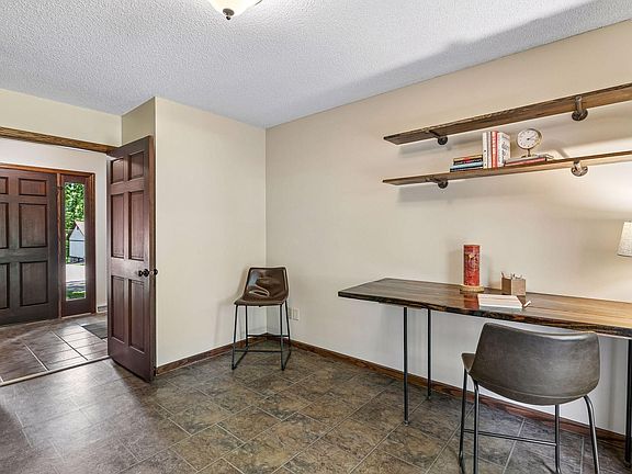 5th image of 8648 Park Ave