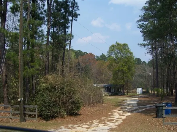 316 Old Olive Branch Rd, Ellabell, GA 31308