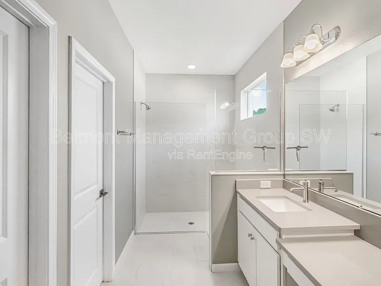 30053 Island Club Dr — Photo 9