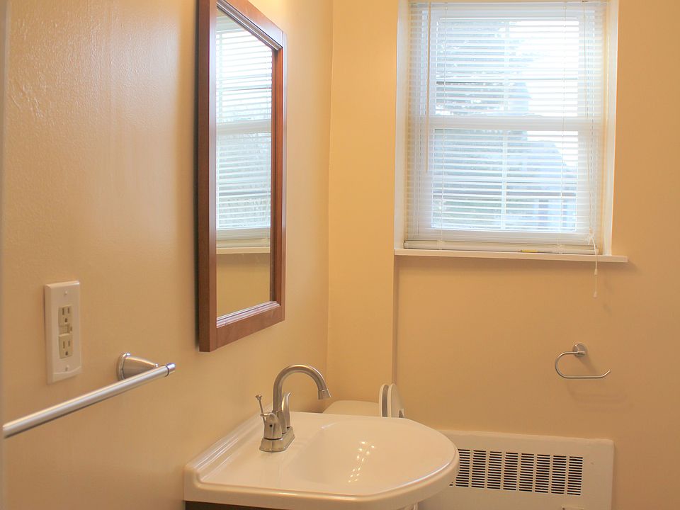 Wynnewood Plaza 346 E Lancaster Ave Wynnewood PA Zillow