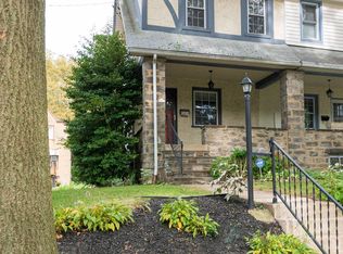 30 Chatham Rd, Ardmore, PA 19003