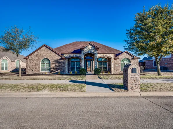 1017 Regal Bluff Ln, Desoto, TX 75115