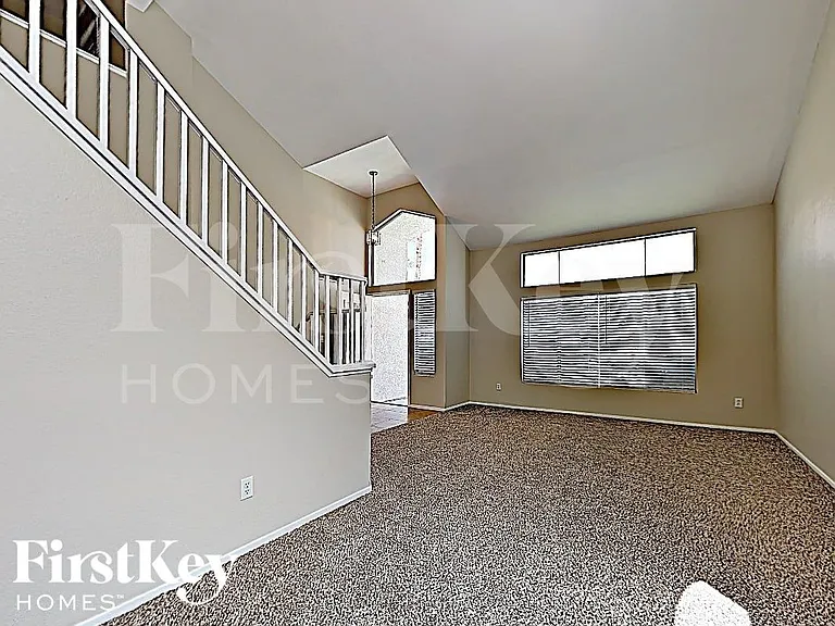 1683 Black Hills Way — Photo 3
