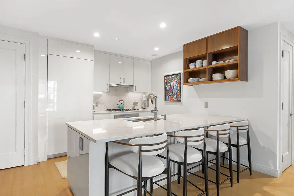 2 bed, 1152 sqft, $10,000 — Photo 4
