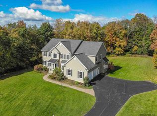 1 Brookhaven Dr, East Greenbush, NY 12061