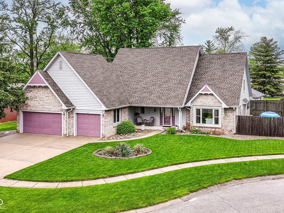 1st image of 436 Maria Dr