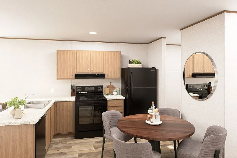 3 bed, 900 sqft, $1,100 — Photo 1