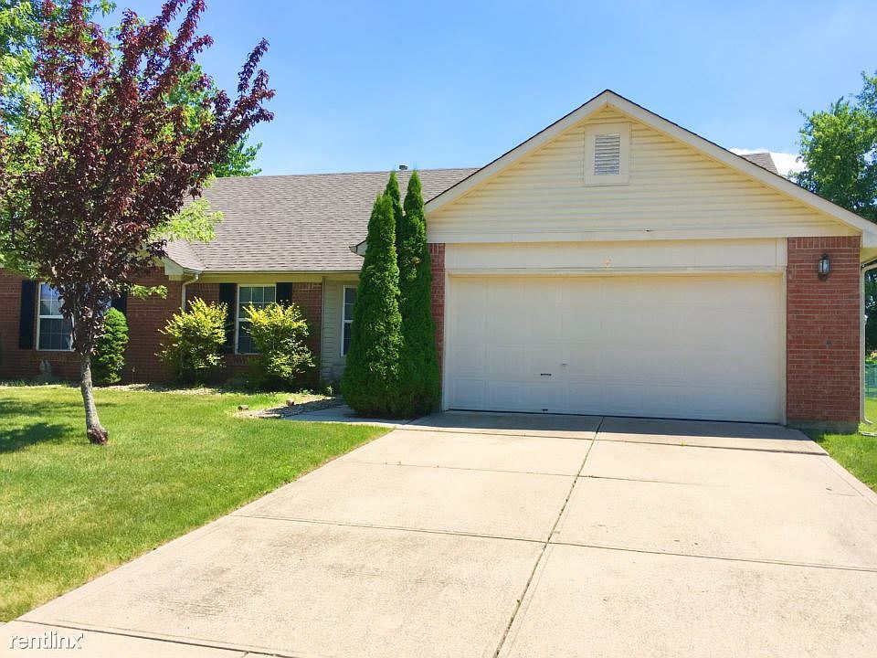 91900108_8391 Shattuck Dr_Avon_IN_2016_1