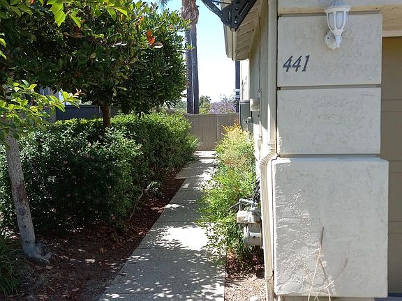 2nd image of 441 Florencia Ln