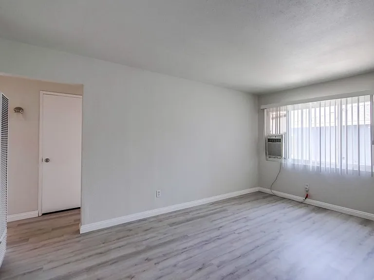 5121 Dailey Ct — Photo 6