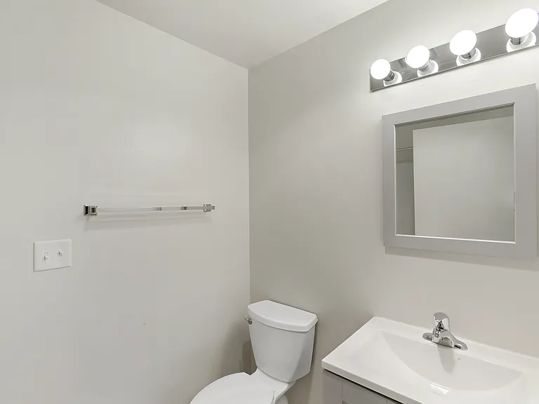 Riviera Apartments Northgate — Photo 36
