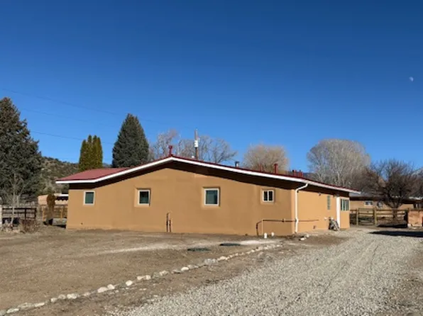 (undisclosed Address), Arroyo Hondo, NM 87513