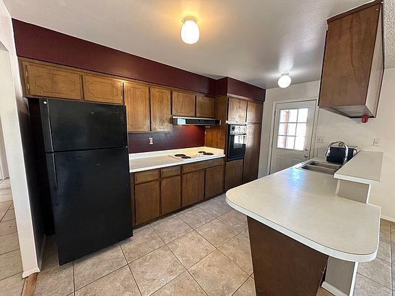 3rd image of 1242 E Broadmor Dr
