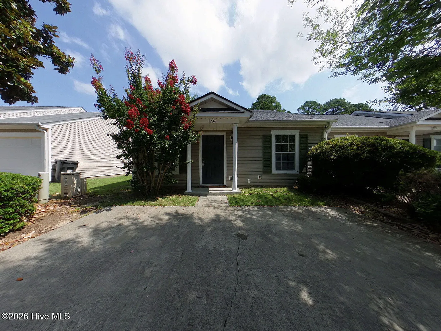 2 bed, 2.0 bath, $1,075 — Photo 1