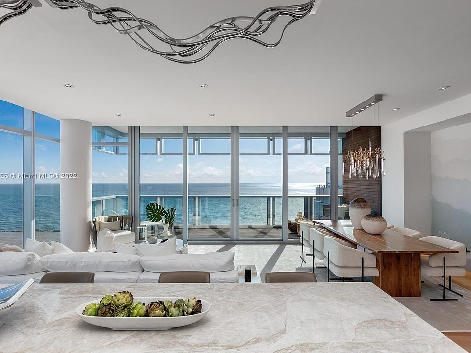 1st image of 2901 Collins Ave #1402