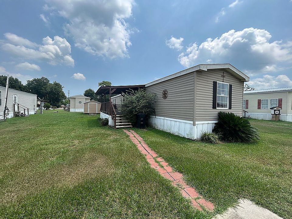 1st image of 104 Matthew Ln