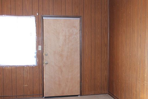 3rd image of 501 1/2 Catalina Ln