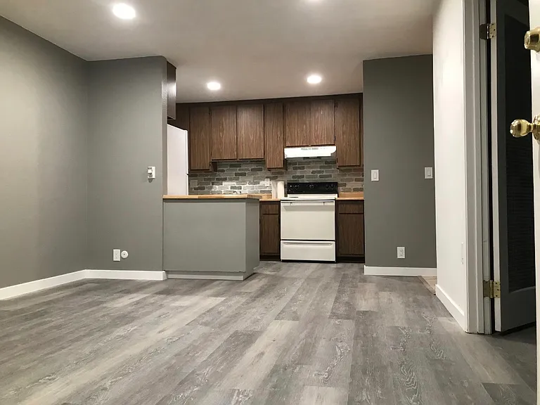 745 E Bradley Ave #2 — Photo 7