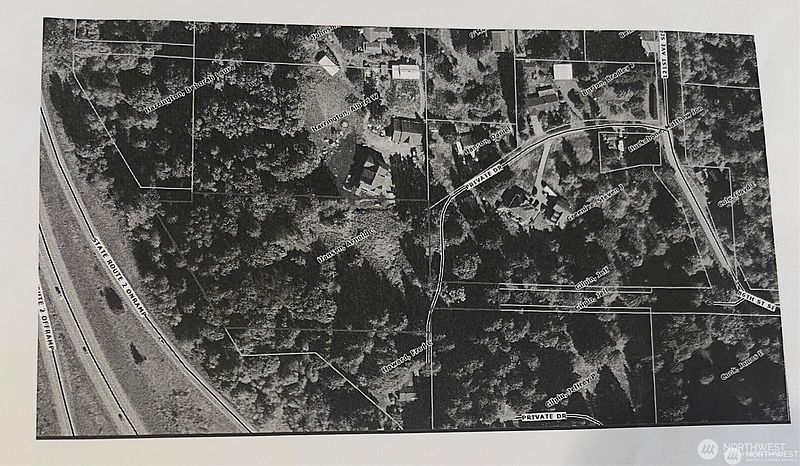 2nd image of 0 121st Avenue SE