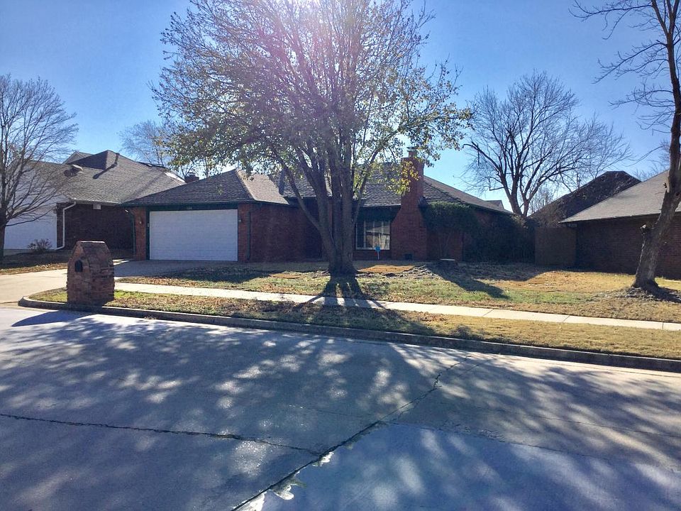 1st image of 1136 SW 126th St