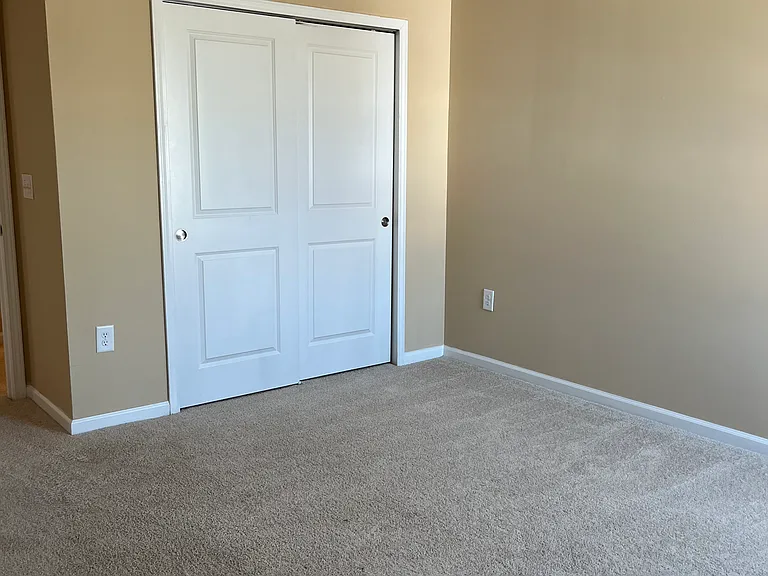 3076 Ellesmere Cir — Photo 11