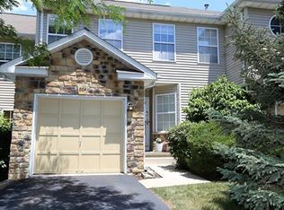 204 Cobblestone Ct, Monmouth Junction, NJ