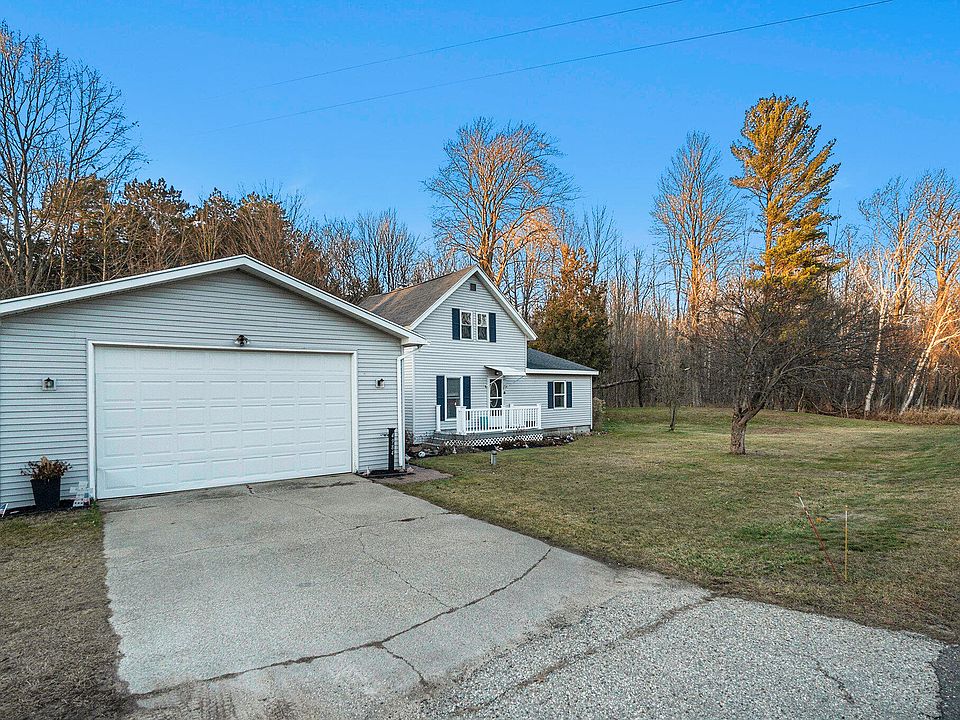 4984 W Angling Rd, Ludington, MI 49431 | Zillow