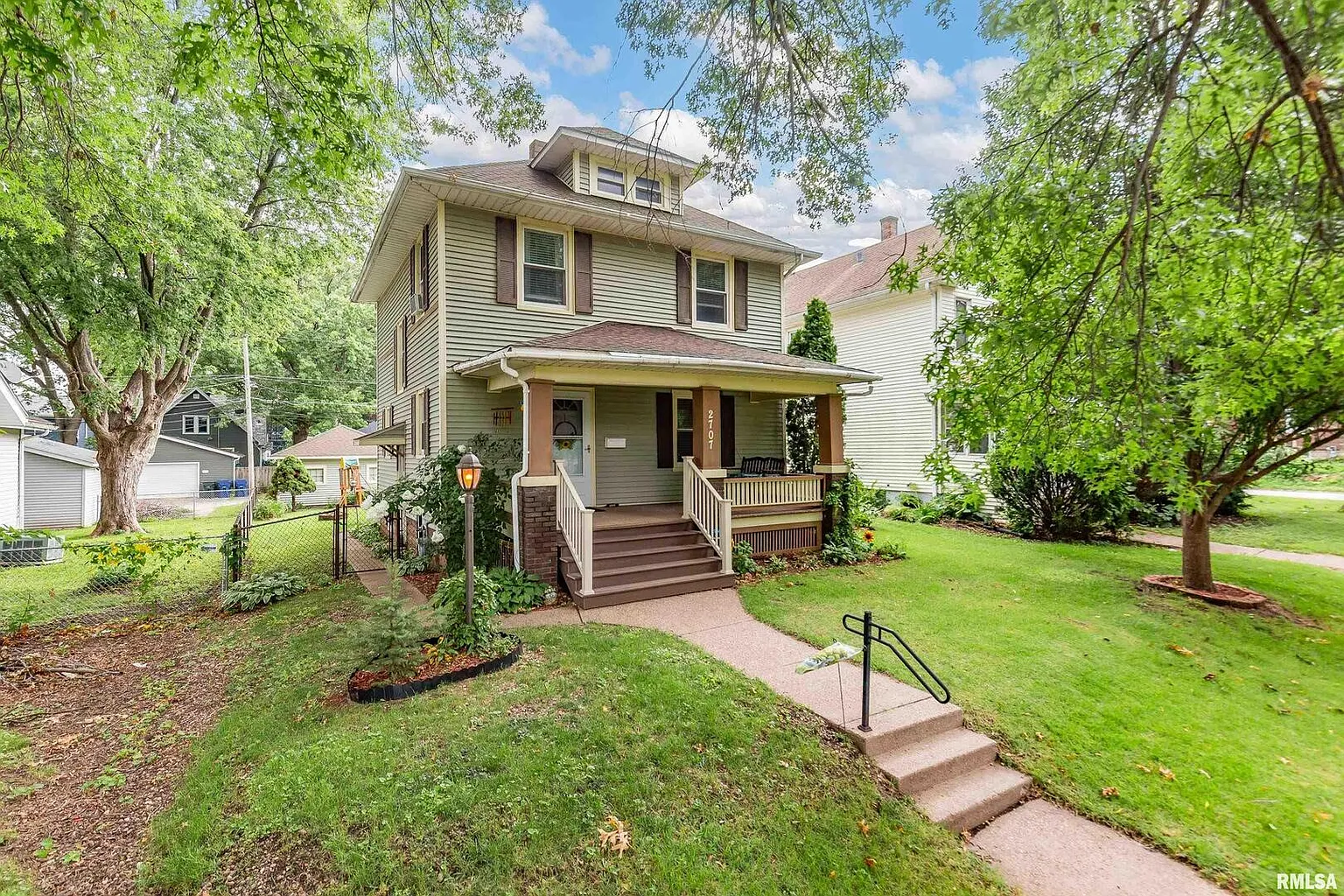 2707 Arlington Ave photo 1