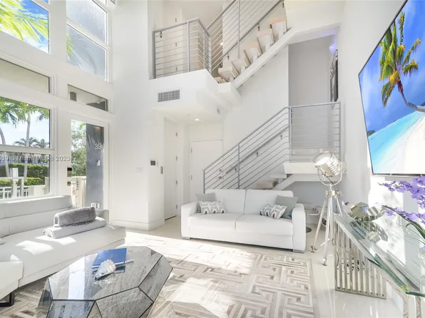 39 N Shore Dr, Miami Beach, FL 33141