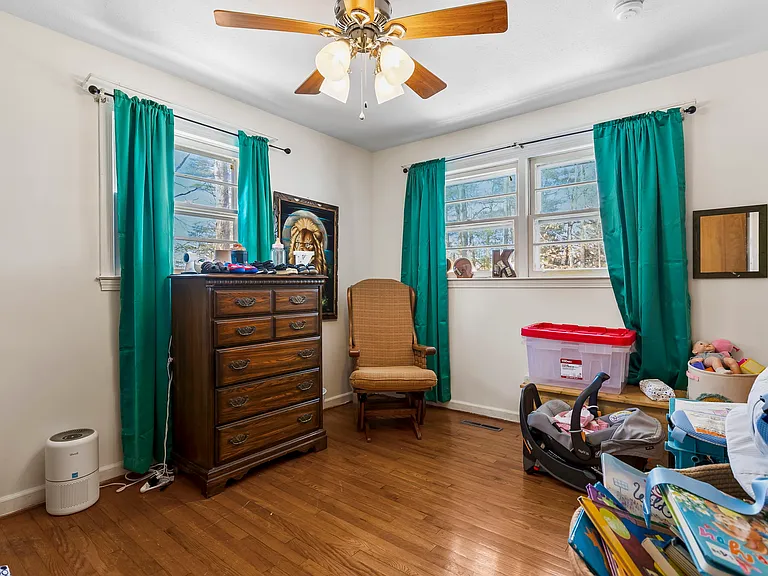 11 N Marley Dr — Photo 4