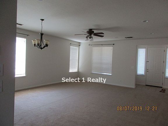 5th image of 250 Amesbury St