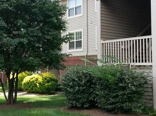 11709 Olde English Dr UNIT B, Reston, VA 20190