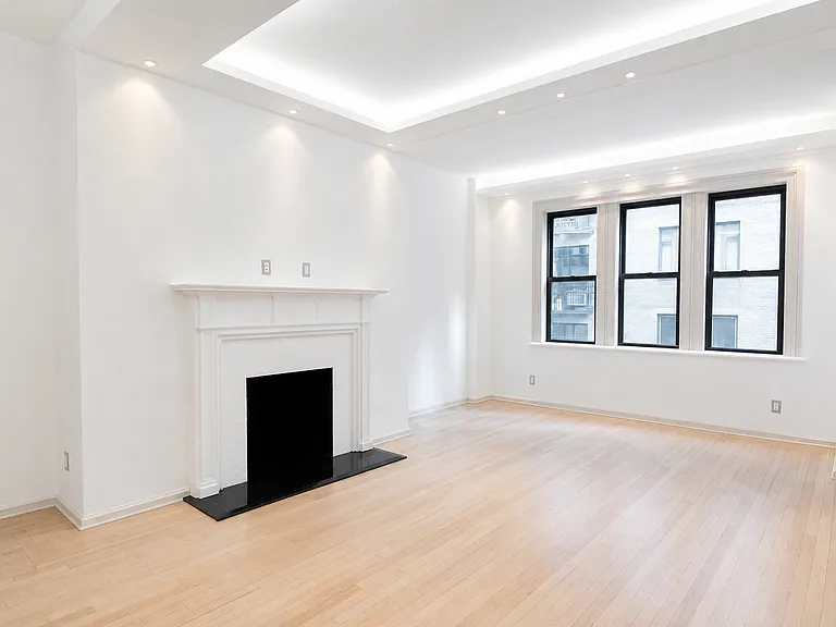 145 W 58th St #11M — Photo 5