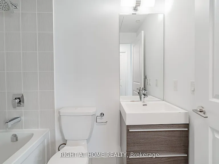 15 Zorra St #901 — Photo 21