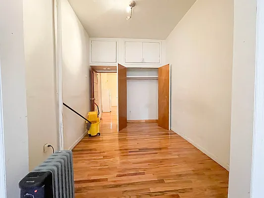 Rented by Ulas Real Estates Inc | media 27